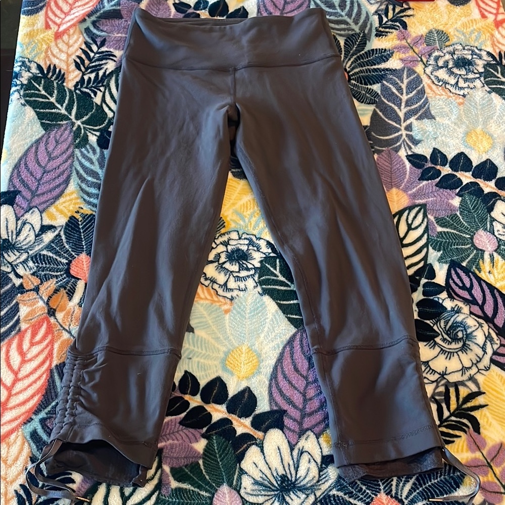 Lululemon Gray Cropped Leggings with Ruched Hem